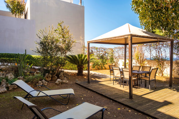 Danae's House is a spacious, fully-equipped house that provides all the amenitie  Danae's House Entire home vacation rental 43192628