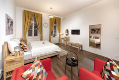 Krásný 5-hvězdičkový apartmán přímo v centru 100m od Václavského náměstí. Apartm  35 - UNESCO PRAGUE APARTMENTS Private room in serviced apartment vacation rental 47578985