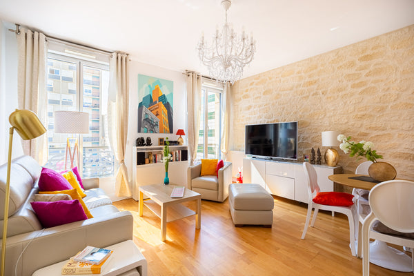 Strategically located in the city center, this fully-equipped apartment is perfe  GuestReady Bright Colourful 4 Apartment in city Entire rental unit vacation rental 33931034
