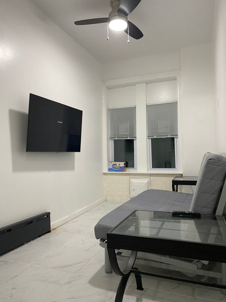 Take it easy at this unique and tranquil getaway, newly renovated cozy apartment  Home in Brooklyn · ★3.60 · 2 bedrooms · 1 bath Entire home vacation rental 861425260494982827