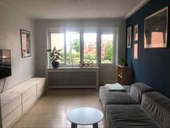 Nyd din ferie i København i denne fredelige og centralt beliggende bolig. Frederiksberg, Denmark Skøn lejlighed tæt på centrum med gårdhave Entire rental unit vacation rental 35552750