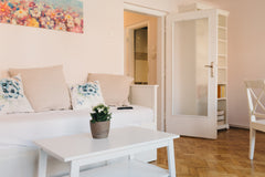 WHY STAYING HERE?<br />Quiet, cozy, fully equipped, wifi, next to shops, in the  Prague, Czechia Cozy apt in heart of Prague w/ magical backyard Entire rental unit vacation rental 33489069