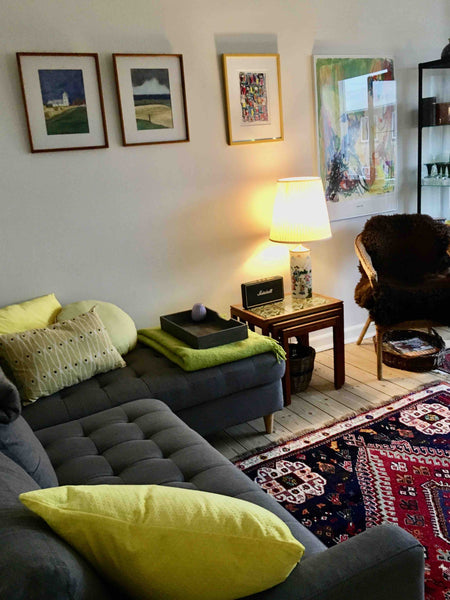 Lys og lækker lejlighed med 2 altaner, stue, soveværelse, køkkenfaciliteter, bad Copenhagen, Denmark Skøn lys lejlighed med 2 værelser og 2 altaner. Entire condo vacation rental 37323296