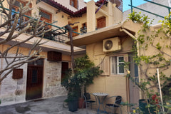 The small studio combines the atmosphere of the old city and  the forgotten feel Rethimnon, Greece Cookie in the yard Entire rental unit vacation rental 43290543
