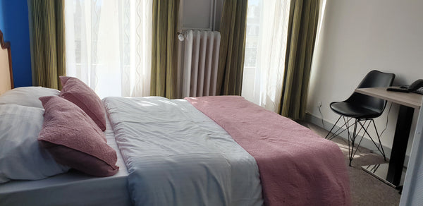 This room includes TV, free Wi-Fi and a private bathroom.Room Facilities: Shower Etterbeek, Belgium Hotel Derby - Double room Private room in bed and breakfast vacation rental 42185665
