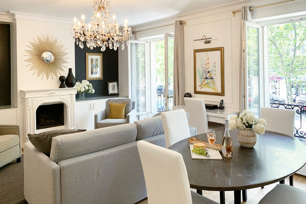 o	Stunning French interior design<br />o	Renovated to a high standard<br />o	Env Hamilton, Bermuda Your Family’s Dream Vacation Starts Here! Entire rental unit vacation rental 18013579
