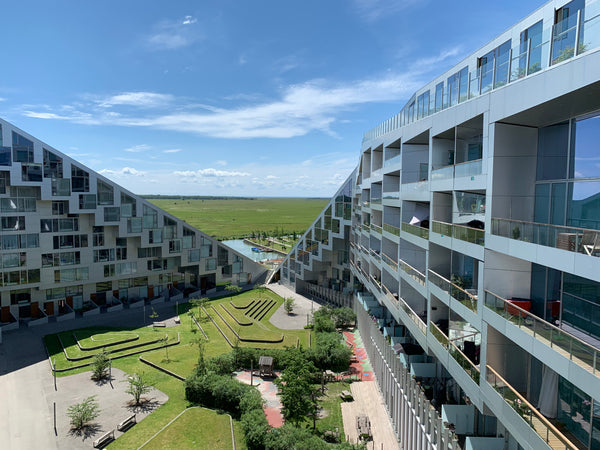 Bo tæt på byen, og alligevel tæt på naturen. <br />Bjarke Ingels er arkitekten b  Luxury in the 8 number of Cph Entire condo vacation rental 27124035