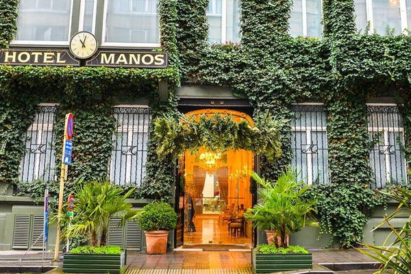 Extensive and beautiful facade, exactly the same as a luxury private hotel. Marb Brussels, Belgium The homeliness of a town house for 2 guests Room in hotel vacation rental 42505658