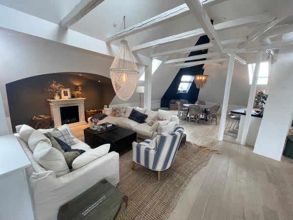 Nyd en stilfuld oplevelse i denne centralt beliggende bolig. Copenhagen, Denmark 300 m2 Penthouse in the heart of Copenhagen Entire loft vacation rental 642494087601264045