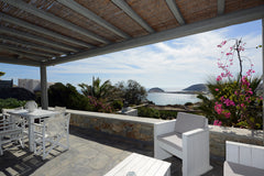 Villa Lia has a capacity to host up to 8 guests, depending on your choice of int Míkonos, Greece Villa Lia, private lounge area, sea view Cycladic home vacation rental 21735176