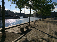 Lækker og lys 3 værelses lejlighed på 4 sal med 2 pæne altaner.  Ca. 10-15 min.  Copenhagen, Denmark Islands Brygge, nær Kbh. C Entire rental unit vacation rental 2095232