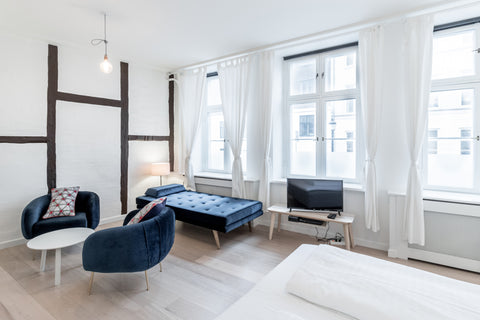 Amazing apartment water view - City central!<br /><br />This is as central as it Copenhagen, Denmark ★ 170SQM Apt. 50M to Main Street, Metro & canals ★ Entire rental unit vacation rental 45750392