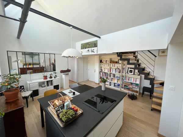 Je vous propose de séjourner dans bel appartement moderne et plein de<br />charm Lyon, France Magnifique appartement type loft - Lyon centre Entire rental unit vacation rental 735272817174592708