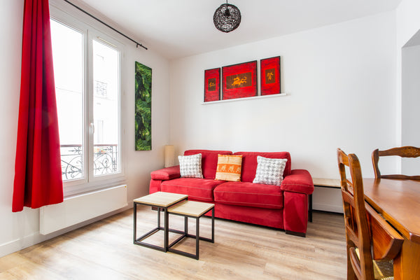 Appartement 2 pièces de 29 m2, entièrement refait à neuf, proche du centre et de Angers, France Superbe 2 pièces proche place de la Nation Entire rental unit vacation rental 22846686