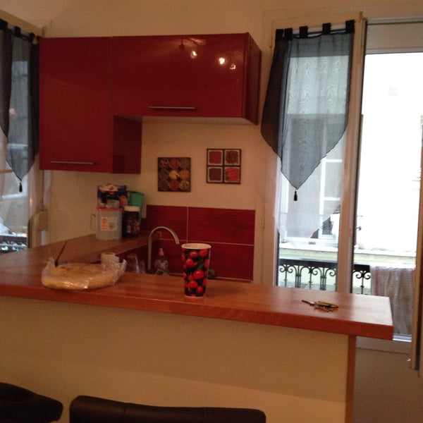 Mon logement est proche de Montmartre Abbesse Pigalle  . Vous apprécierez mon lo Paris, France Jules Joffrin proche Montmartre Entire rental unit vacation rental 13792599