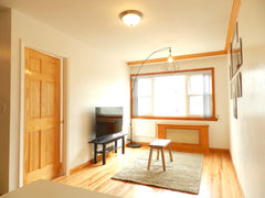 This 3BR apartment on the 3F is easily located at the confluence of the bike net  Rental unit in Queens · 3 bedrooms · 3 beds · 1 bath Entire rental unit vacation rental 903724195839405560