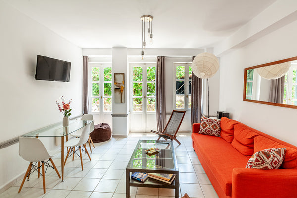 This 1st floor sunny, comfortable 70 sq m apt with beautiful island-style shutte Ilion, Greece 1st floor, Sunny, 2 bedroom apt @historical center Entire rental unit vacation rental 28406519