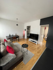 Ce logement paisible offre un séjour détente, confortable et charmant. Proche du  Appartement bien situé pour un séjour agréable ! Entire rental unit vacation rental 626843942320414659