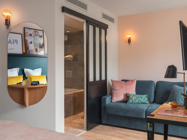 These are the largest rooms in the hotel, accommodating up to 3 adults, or 2 adu  Spacious and trendy room for 3 Room in boutique hotel vacation rental 29200469