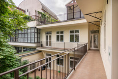 Z tohoto unikátního ubytování je to blízko všude, takže plánování návštěvy pro t Prague, Czechia Studio in Štěpánská Entire rental unit vacation rental 623115219480832705