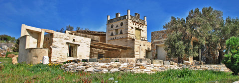 Το AGROS REVIVAL HOUSES/"Pigeon House" είναι  παραδοσιακά αιγαιοπελαγίτικα κτίσμ Athens, Greece AGROS REVIVAL HOUSES / "Pigeon House" Entire villa vacation rental 17836639