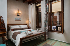 This beautiful studio is also located on the first floor of the hotel. Occupying Chania, Greece DREAM ART Classic Room A2 with balcony Room in boutique hotel vacation rental 7818018
