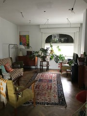 Nous sommes un couple, tous les deux artistes. Nous mettons des fois 1 ou 2 cham Saint-Gilles, Belgium Chambre dans une agréable maison avec jardin Private room in townhouse vacation rental 657133579006800556