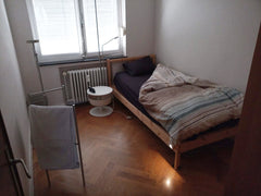 Individual room with a 90cm over 200cm bed. Room equipped with a desk and a fold Brussels, Belgium Indiv room 15 min from Center NEVER Superhost Private room in rental unit vacation rental 38154003