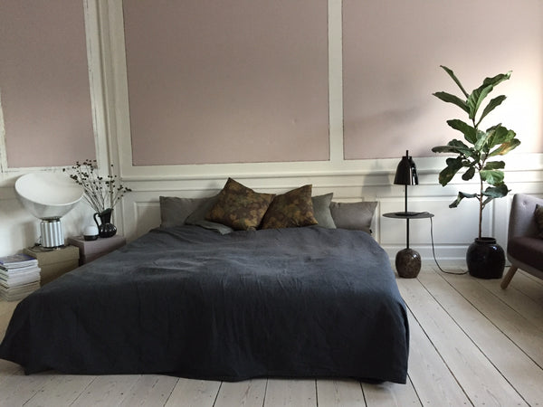 Min bolig ligger ved Kongens Have midt i København. Du vil elske min bolig på gr Copenhagen, Denmark Smuk fredet lejlighed med allerbedste beliggenhed Entire rental unit vacation rental 13104835