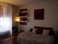 Mon appartement est situé près du canal St Martin dans le très agréable quartier Vancouver, Canada Petit studio chaleureux près du canal St Martin Entire rental unit vacation rental 15638554