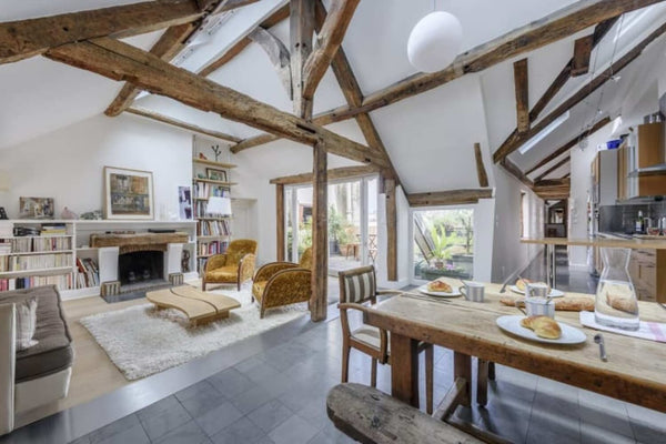 A spacious and rustic family home right along the historical St Honoré. Guests w  GuestReady - St Honoré - 4 bedroom flat with terra Entire rental unit vacation rental 23369363