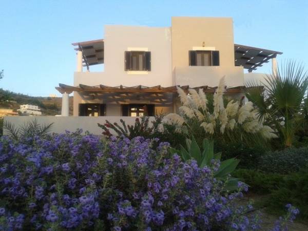 <b>Guest access</b><br />ΣΕ ΚΗΠΟΥΣ<br /><br /><b>License number</b><br />0000004 Greece SUNSET APARTMENTS 2 Entire rental unit vacation rental 17180781