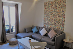 Cosy Haussmann-style apartment, newly renovated, on the 6th floor with a view on Paris, France Charming cocoon in Paris near Arc de Triomphe Entire rental unit vacation rental 28923893