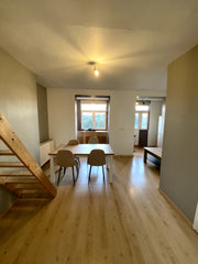 Super appartement situé à 2 min à pied de la place Wiener et de ses nombreux com Lasne, Belgium Super appartement bien situé avec vue magnifique Entire rental unit vacation rental 637506630645726367