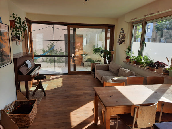 Knus gelijkvloers appartementje in een kindvriendelijke buurt. Een groot park me  Hartelijke gelijkvloers met stadkoer en tuin Entire townhouse vacation rental 52932592