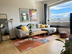 Dejlig 2 værelses lejlighed midt på Frederiksberg. Beliggende lige ved Aksel Møl Copenhagen, Denmark Apartment with a fantastic view! Entire rental unit vacation rental 37148597