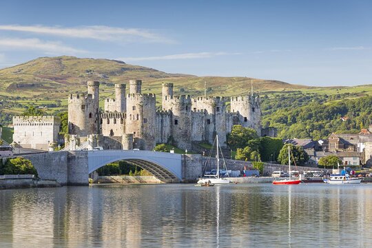 Chester  Conwy Castle  Pontcysyllte Aqueduct Mandarin Guided Private Tour  Private Tours and Travel Guide Europe London CITY Manchester Destination Tour