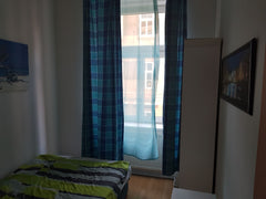 One bedroom apartment in Landstraße, equipped with all amenities.<br /><br /><b> Vienna, Austria City Center 1 Bedroom apartment in Landstraße Entire rental unit vacation rental 21132380