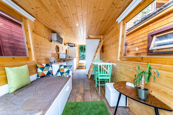 Just 5 minutes walking to Prague's river best walk. Fully equipped. Metro statio Prague, Czechia ❦MARILYN❦Charming houseboat-great view-near center Houseboat vacation rental 39042013