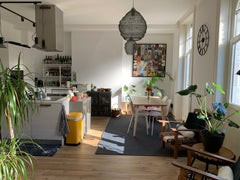 Chambre avec salle de bains privée, dans une colocation de luxe avec 3 jeunes tr Etterbeek, Belgium Montgomery, chambre et salle de bain privée Private room in rental unit vacation rental 616978720765292121