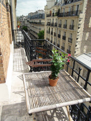 A deux pas de Montmartre, dans une rue très tranquille et à deux pas de tout com Paris, France un balcon sur montmartre Entire rental unit vacation rental 16156436