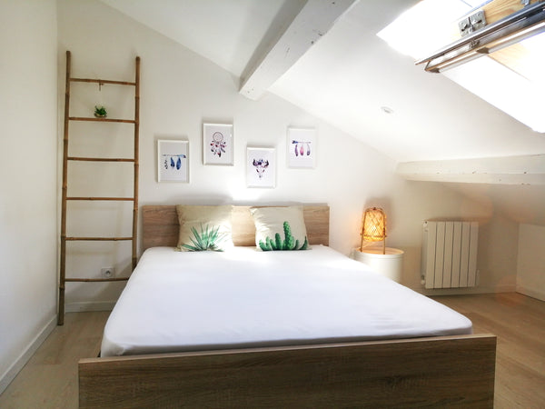 Joli logement situé rue Moselle dans le 8e arrondissement de Lyon, au premier ét Lyon, France Le Petit Moselle- métro Mermoz-Parc Parilly Entire rental unit vacation rental 49896382