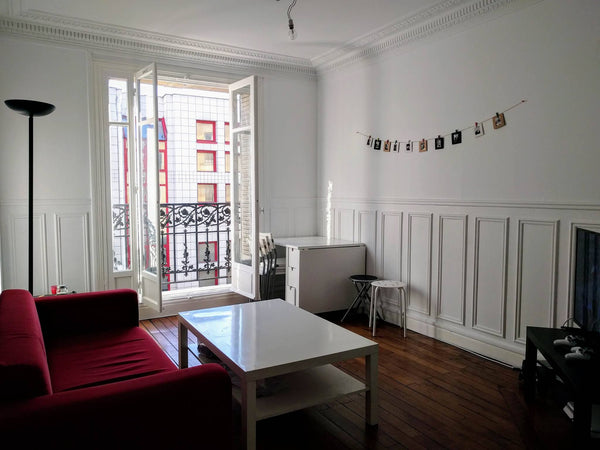 L'appartement est situé dans un immeuble haussmannien au 3ème  étage (sans ascen Paris, France Bel appartement à 200m du Canal Saint Martin Entire rental unit vacation rental 19255948