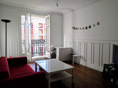 L'appartement est situé dans un immeuble haussmannien au 3ème  étage (sans ascen Paris, France Bel appartement à 200m du Canal Saint Martin Entire rental unit vacation rental 19255948
