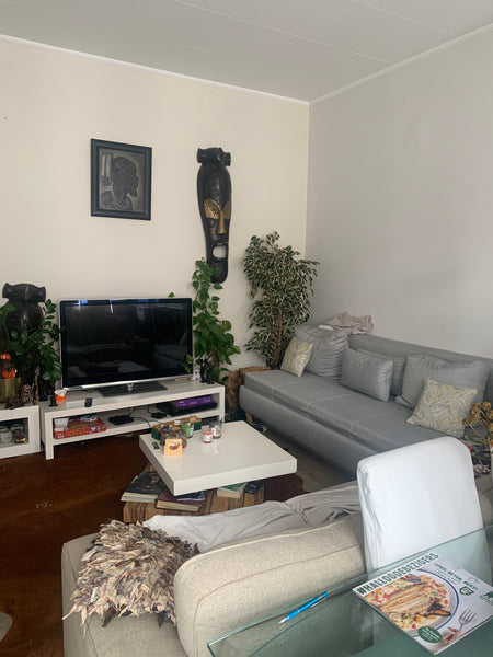 Keep it simple at this peaceful and centrally-located place.<br />Bedroom in a 2 Antwerp, Belgium Lovely 1bedroom for rent in Antwerp central. Private room in condo vacation rental 654161700938810728