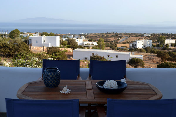 A very elegant home with great view in a quiet area. Τhe house belongs to a resi Athens, Greece Εndless View Entire home vacation rental 16306462