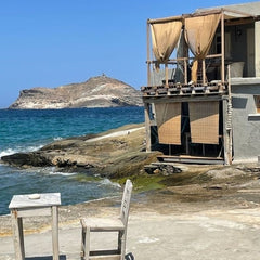Build on the grounds of the famous ‘’Takis’’ boat yard.<br />Being a Tinos' isla Athens, Greece The Fisherman’s traditional experience. Earthen home vacation rental 14347580