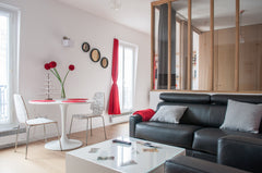 New apartment (designed by architect) 4 people, very quiet, Street De Buci in Sa Paris, France Modern flat Saint-Germain-des-Prés Entire rental unit vacation rental 9633291