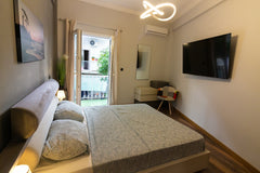 Насладитесь стильным отдыхом в центре города.<br /><br /><b>License number</b><b IL Romantic apartment with jacuzzi 400-meter from metro Entire rental unit vacation rental 52486085