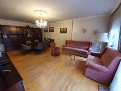 Unser Haus ist ein guter Ausgangspunkt für die Erkundung von Wien und Umgebung u Vienna, Austria Haus in guter Lage mit kostenfreiem Parkplatz Entire home vacation rental 682528989416429346